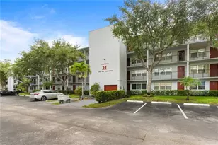 1401 SW 135th Terrace, Hollywood, FL 33027 - Photo 2