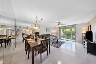 5250 Las Verdes Cir, Delray Beach, FL 33484 - Photo 4