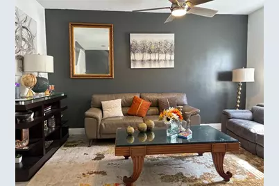 1571 SE 31st Ct, Homestead, FL 33035 - Photo 2