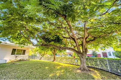 2100  Manatee Dr, Fort Lauderdale, FL 33316 - Photo 46