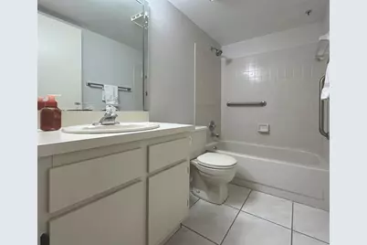 3001  Holiday Springs Blvd, Unit #102, Margate, FL 33063 - Photo 12