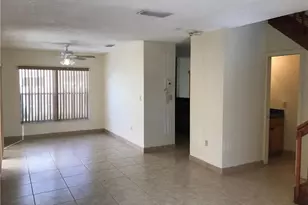 7061 SW 41st Pl, Davie, FL 33314 - Photo 2