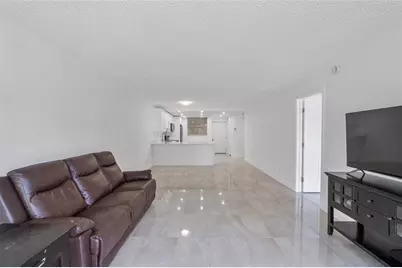 3751  Environ Blvd, Unit #243, Lauderhill, FL 33319 - Photo 6