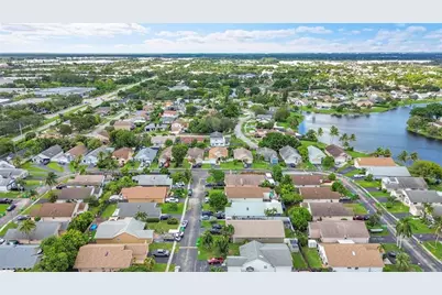 9941 NW 45th St, Sunrise, FL 33351 - Photo 44