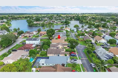 9941 NW 45th St, Sunrise, FL 33351 - Photo 48