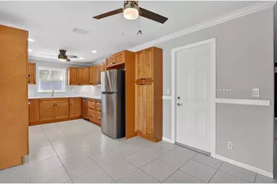 111 SE 14th Pl, Deerfield Beach, FL 33441 - Photo 8