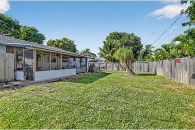 111 SE 14th Pl, Deerfield Beach, FL 33441 - Photo 32