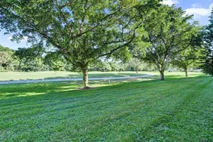 9470 Tangerine Pl, Davie, FL 33324 - Photo 36