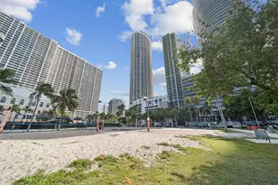 1750 N Bayshore Dr, Miami, FL 33132 - Photo 22