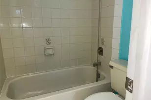 1101 SW 122nd Ave, Miami, FL 33184 - Photo 10