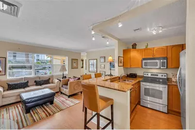 341 N Birch Rd, Unit #204, Fort Lauderdale, FL 33304 - Photo 10