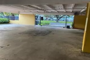 1975 NE 135th St, North Miami, FL 33181 - Photo 22