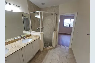 6185  Laurel Ln, Unit #B, Tamarac, FL 33319 - Photo 8