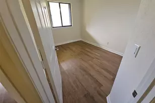 6185 Laurel Ln, Tamarac, FL 33319 - Photo 12