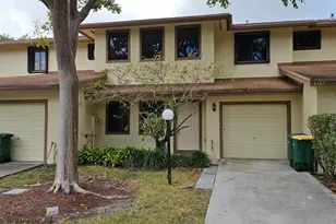 6185 Laurel Ln, Tamarac, FL 33319 - Photo 1