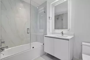 700 NE 24th St, Miami, FL 33137 - Photo 32