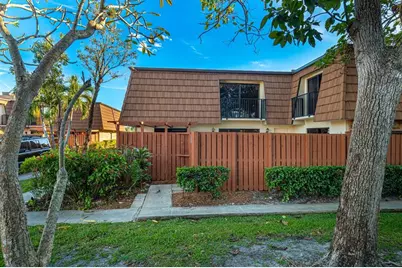 9101 SW 19th Pl, Unit #B, Davie, FL 33324 - Photo 1