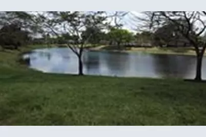 1030 NW 53rd St, Deerfield Beach, FL 33064 - Photo 18