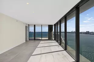 700 NE 24th St, Miami, FL 33137 - Photo 8