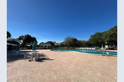 2206 S Cypress Bend Dr, Unit #305, Pompano Beach, FL 33069 - Photo 34