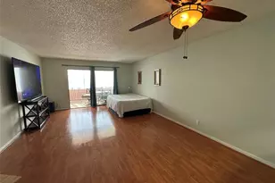 2206 S Cypress Bend Dr, Pompano Beach, FL 33069 - Photo 10