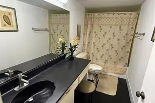 2206 S Cypress Bend Dr, Pompano Beach, FL 33069 - Photo 18