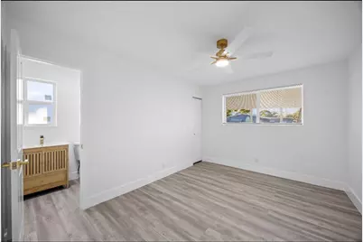 5710 NE 2nd Ter, Fort Lauderdale, FL 33334 - Photo 10