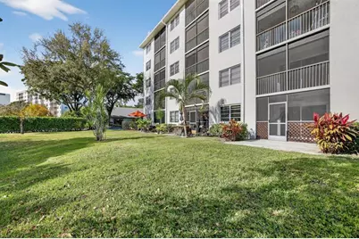 2230 N Cypress Bend Dr, Unit #108, Pompano Beach, FL 33069 - Photo 42