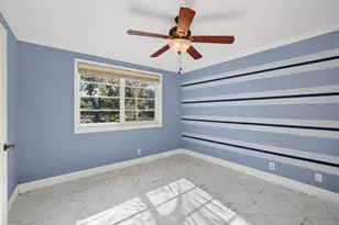 2230 N Cypress Bend Dr, Pompano Beach, FL 33069 - Photo 18