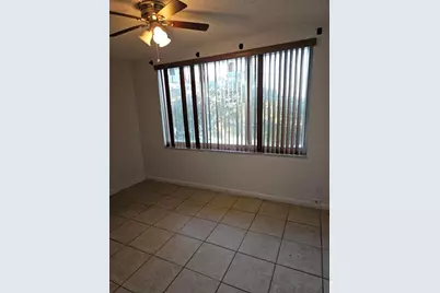 5335 NW 10th Ct, Unit #307, Plantation, FL 33313 - Photo 8