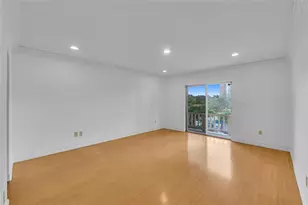 10762 La Placida Dr, Coral Springs, FL 33065 - Photo 2