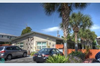 909 NE 23rd Dr - Photo 1