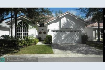 7680 NW 29th St - Photo 1