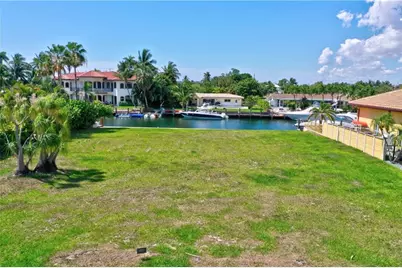 2242 NE 25th St, Lighthouse Point, FL 33064 - Photo 1