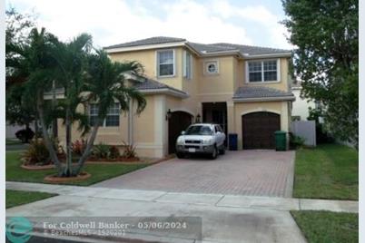2586 SW 158th Ave - Photo 1
