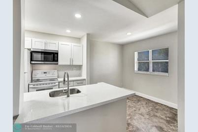 4053 NW 87th Ave, Unit #4053 - Photo 1