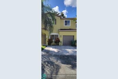 1851 SW 101st Way, Miramar, FL 33025 - Photo 1