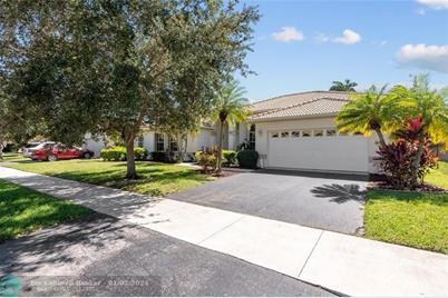 4260 NW 53rd Ct - Photo 1