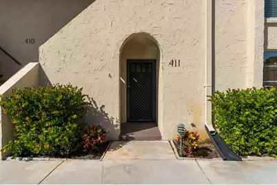 835  18th Street, Unit #411, Vero Beach, FL 32960 - Photo 1