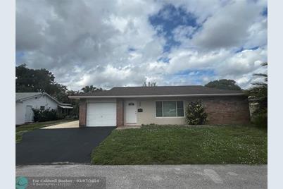 6903 NW 76 Dr - Photo 1