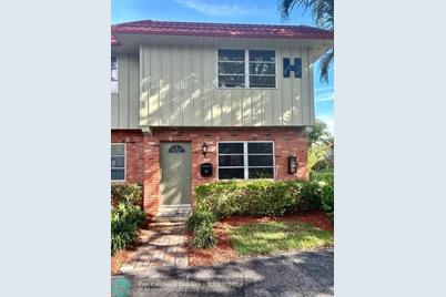 83 NE 20th Ct, Unit #10H, Wilton Manors, FL 33305 - Photo 1