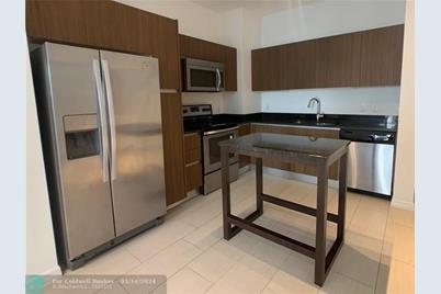 601 NW 82nd Ave, Unit #313, Plantation, FL 33324 - Photo 1