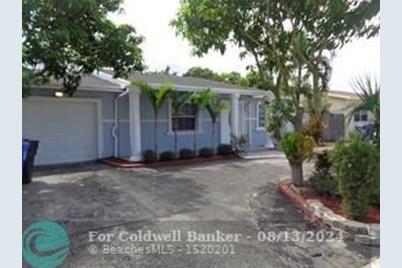 309 SW 77th Ave, North Lauderdale, FL 33068 - Photo 1