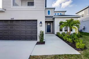 557 SE Ranch Oak Cir, Port Saint Lucie, FL 34984 - Photo 1