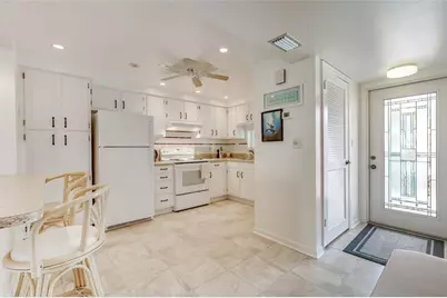 9320 S Hollybrook Lake Dr, Unit #210, Pembroke Pines, FL 33025 - Photo 1