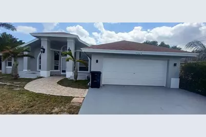 202 SW Parish Ter, Port Saint Lucie, FL 34984 - Photo 1