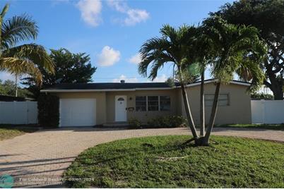 3237  McKinley St, Hollywood, FL 33021 - Photo 1