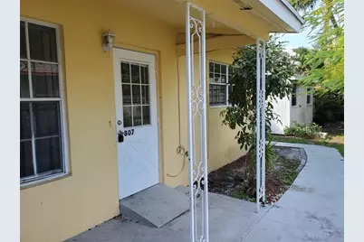 807 W Las Olas Blvd, Unit #807, Fort Lauderdale, FL 33312 - Photo 1