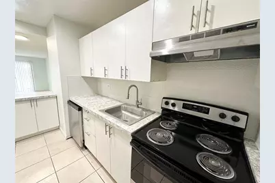 5525 SW 41st St, Unit #224, Pembroke Park, FL 33023 - Photo 1