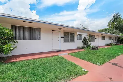 2317  Garfield St, Unit #4, Hollywood, FL 33020 - Photo 1